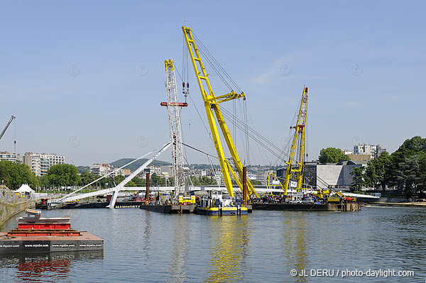 Liège - passerelle sur la Meuse